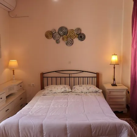 Апартаменты Central City Apartment *