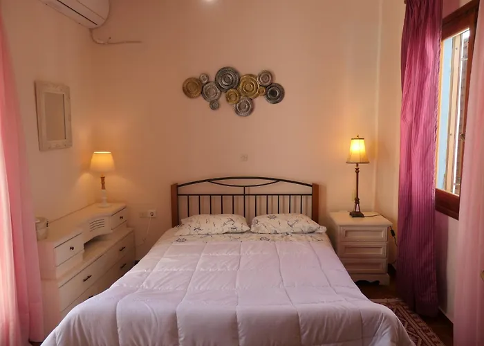 Апартаменты Central City Apartment *