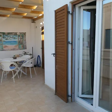דירה Central City Apartment